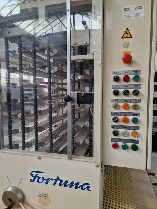 Линия за производство на хлебчета и понички Fortuna