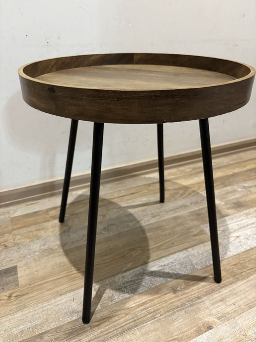 Декоративна малка дървена масичка, перуджа помощна маса