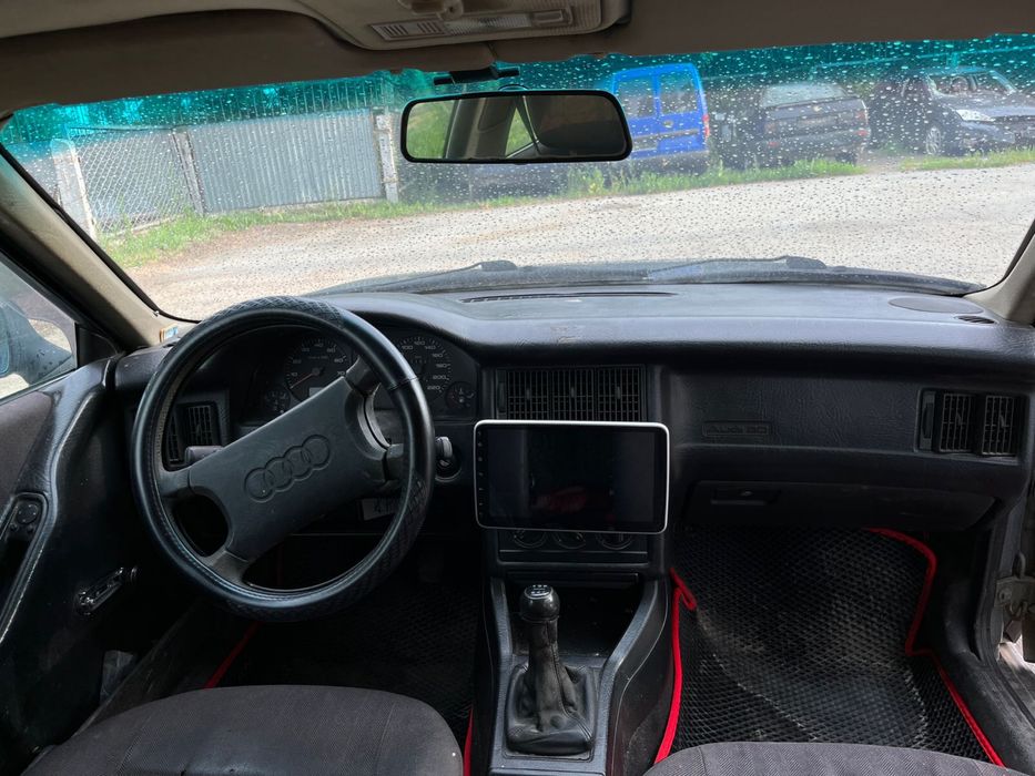 Продам Audi 80 1990 возможен торг