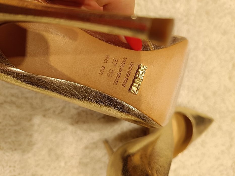 Pantofi piele Schutz aurii