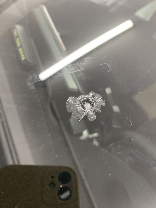 Ремонт автостёкл ,сколы-трещины Алматы