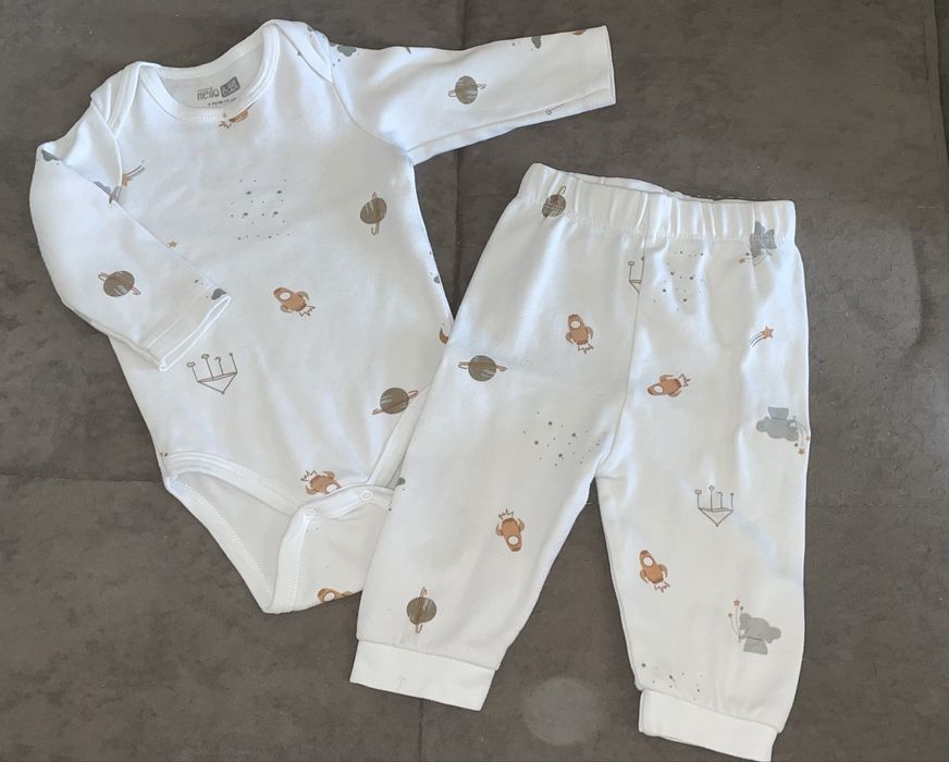 Комплект боди и штанишки