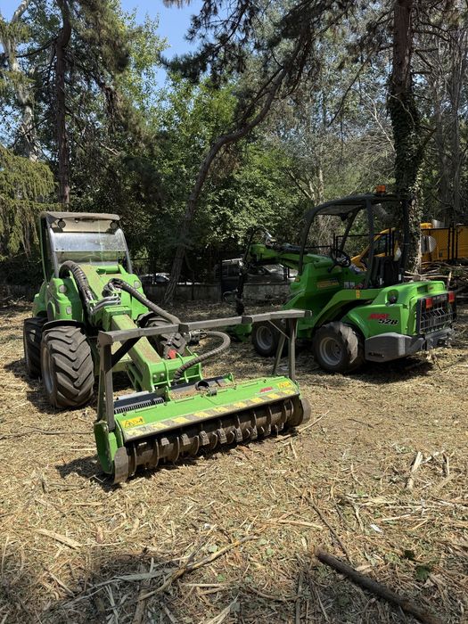 Почистване на парцели от растителност /дробилка и багер с мулчер/