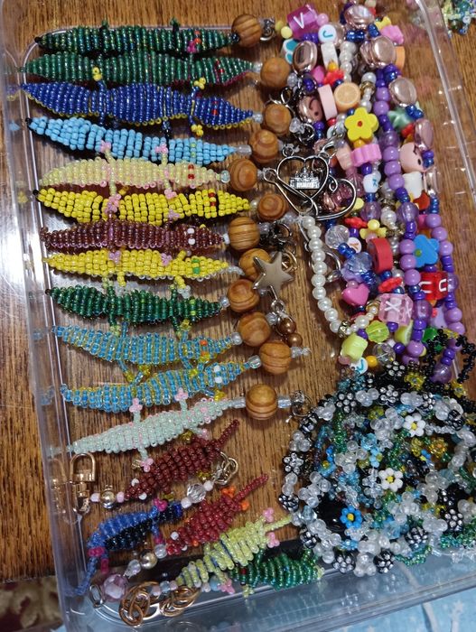 Продам изделия из бисера