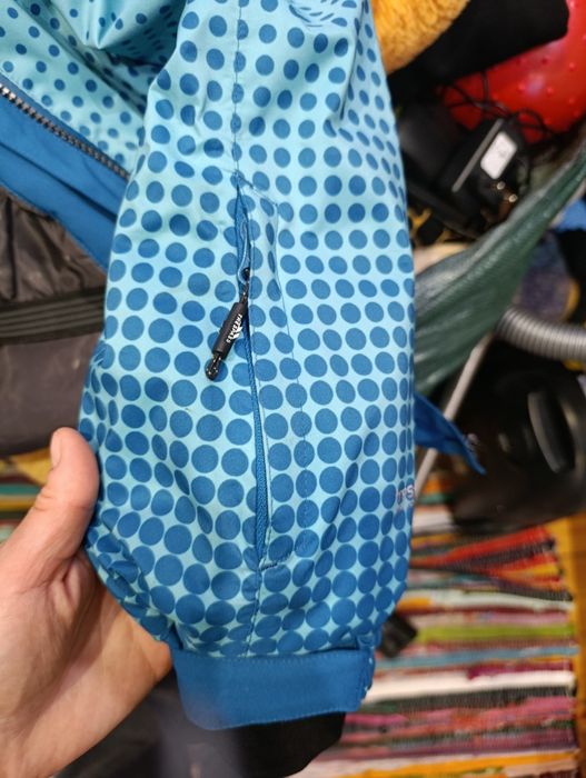 Зимно дамско яке за ски