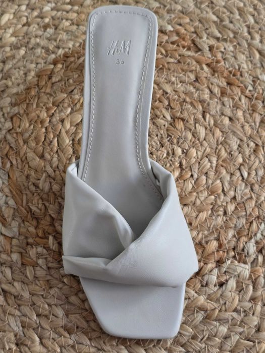 Saboți din piele ecologica H&M