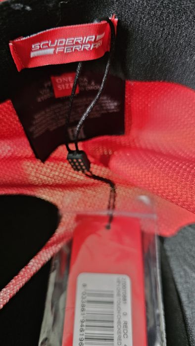 Șapcă originala Ferrari ediție limitată