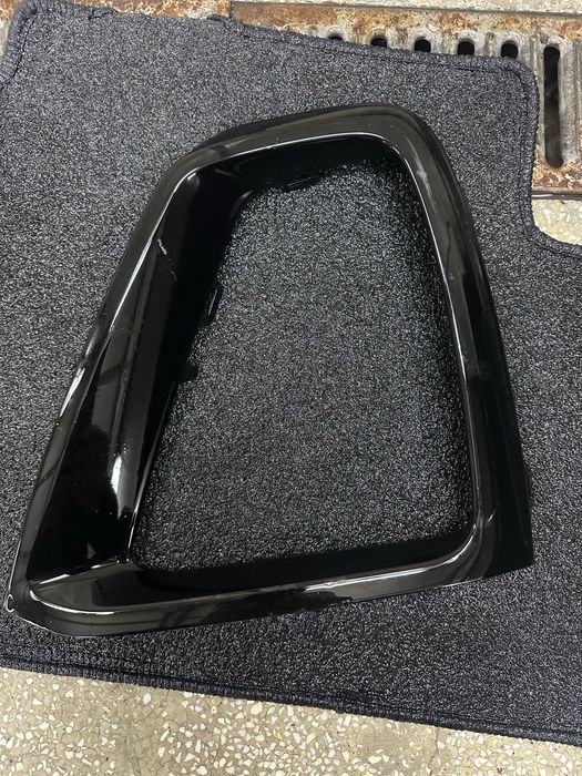 Audi Q5 S-line 21-23г лява основа решетка за халоген ОЕ