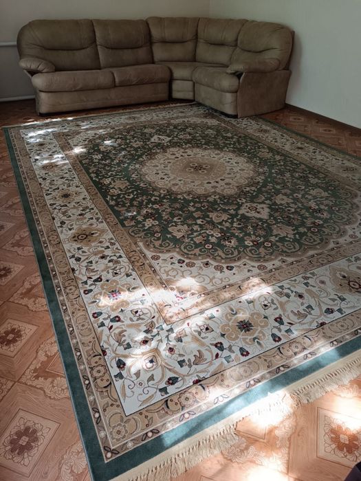 Продам ковры и палас