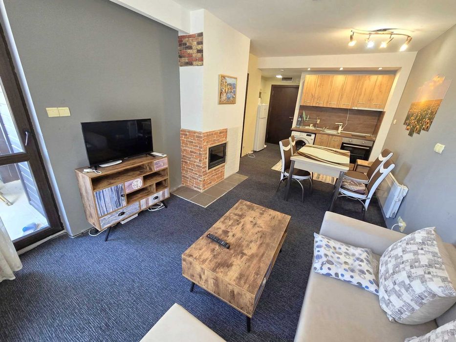 Дава се под наем Двустаен апартамент в Банско - 70 кв.м за 348.84 € - Снимка #2