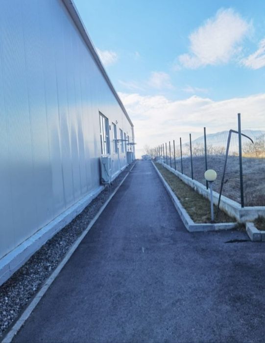 Продава се Промишлена сграда в с. Лозно, Област Кюстендил - 1400 кв.м за 729 €/кв.м - Снимка #3