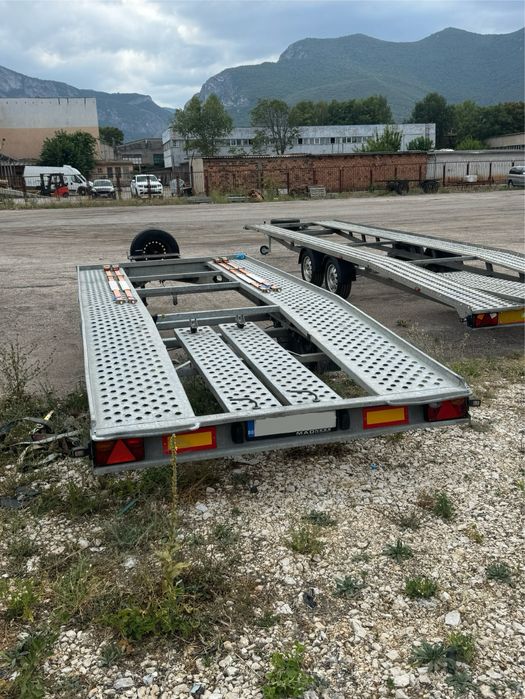 Ремаркета платформи под наем