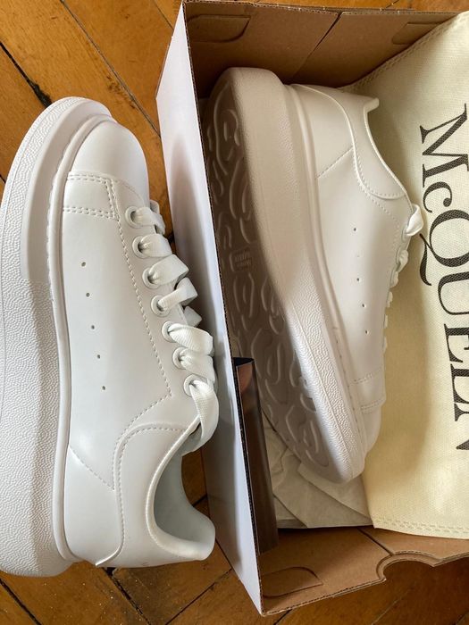 Adidasi Alexander McQueen