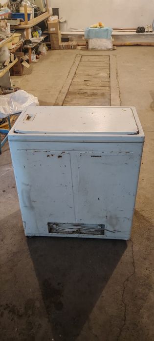 Продам полуавтомат стериальную машинку