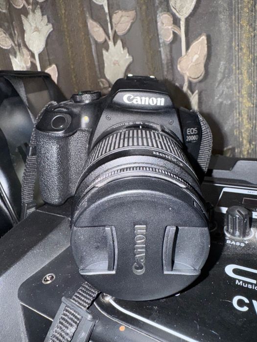 Фотоаппарат Canon EOS 2000D!