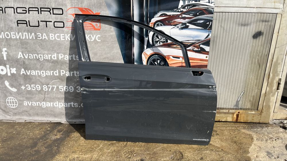 2 задна дясна, 3 предна дясна и 2 предна лява врата VW Golf 8 2019-