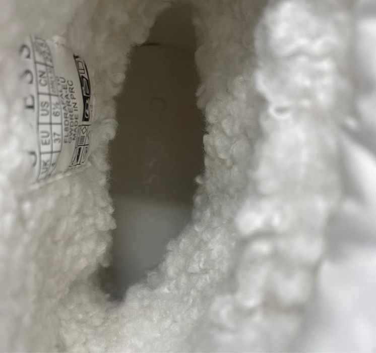 Guess новые сапоги