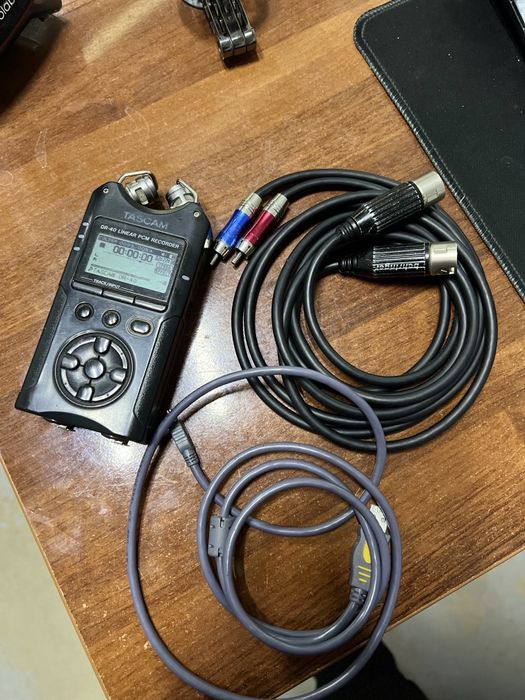 Tascam Dr 40 sotiladi Kabellari bor muammosi yug