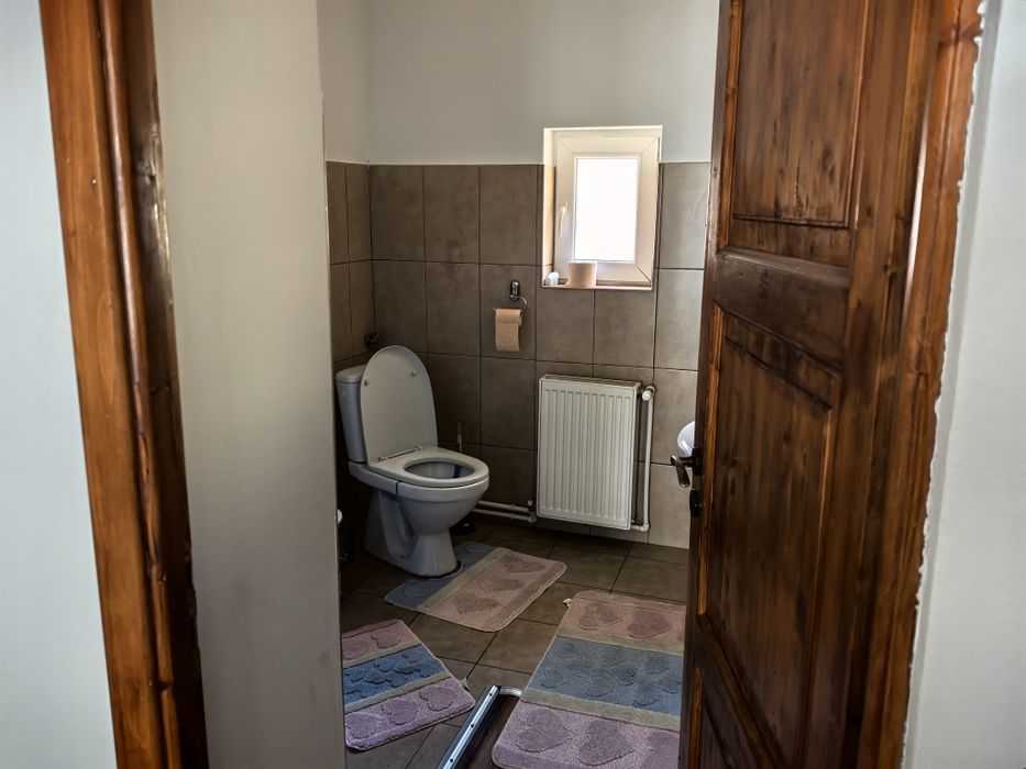 Inchiriez casa vacanta Valiug, încă disponibila pentru  1 mai