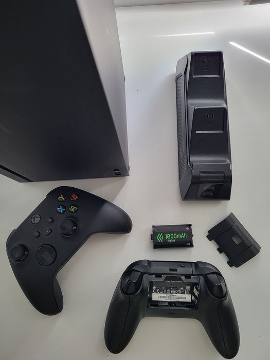 Продам Xbox series x
