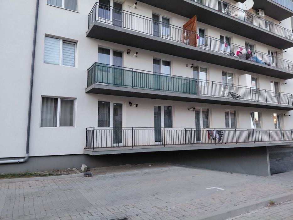 Apartament  2 camere cu parcare privata inclusa, de inchiriat