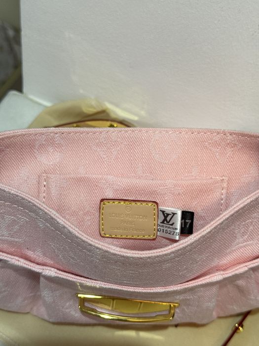 Geanta Louis Vuitton