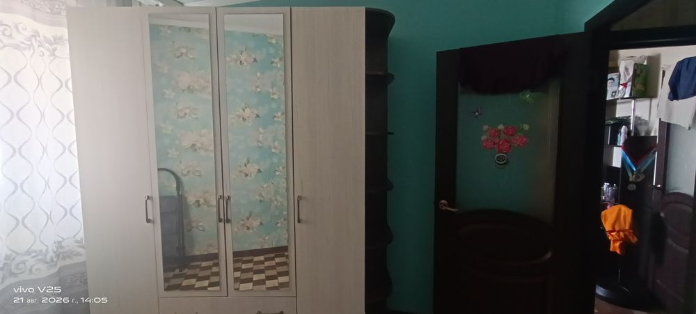 Продам шифоньер в отличном состоянии