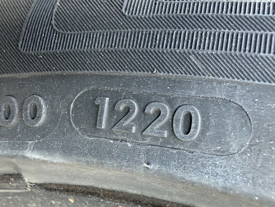 VREDESTEIN 205 55 16 DOT 1220 летни гуми