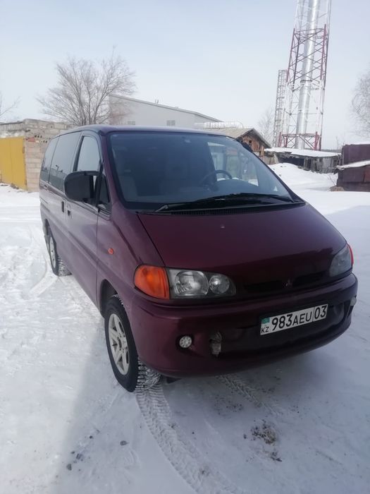 Митсубиши спейс гир