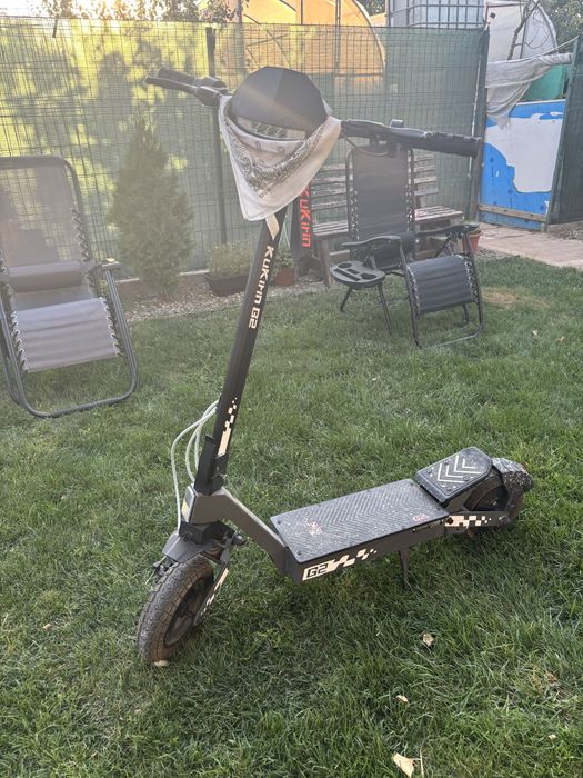 Vand trotineta electrica Kukirin g2