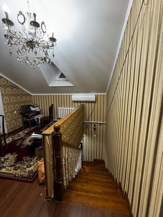 Коттедж, мансардные дом продаётся срочно