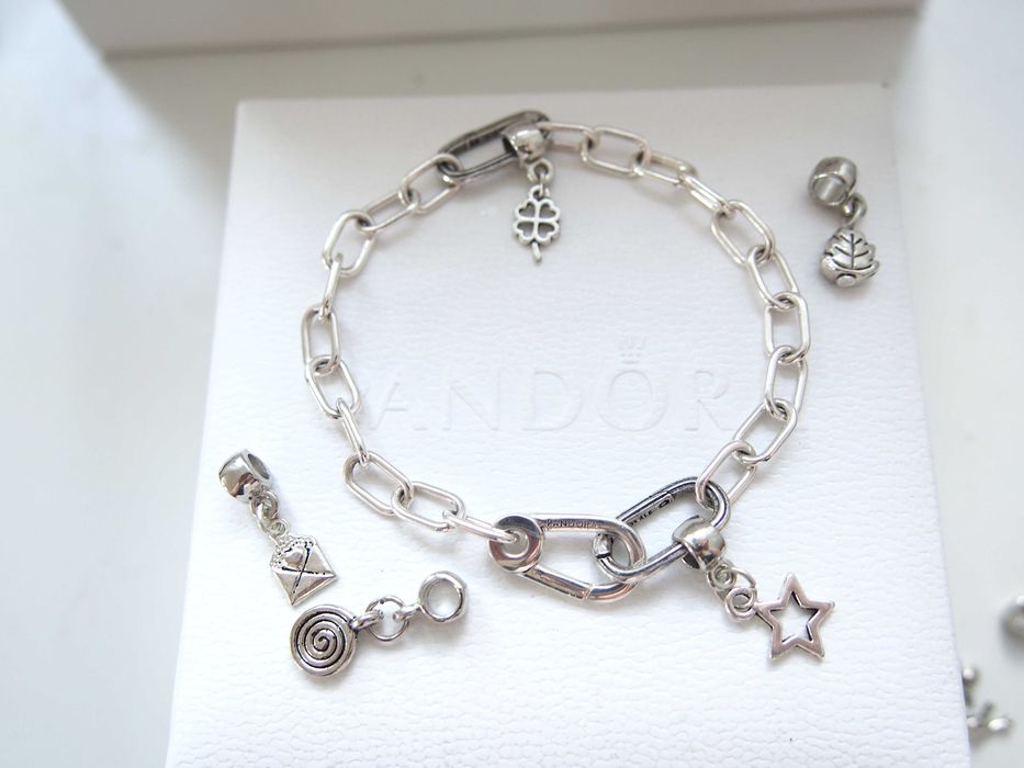 Талисмани за гривни  Pandora ME