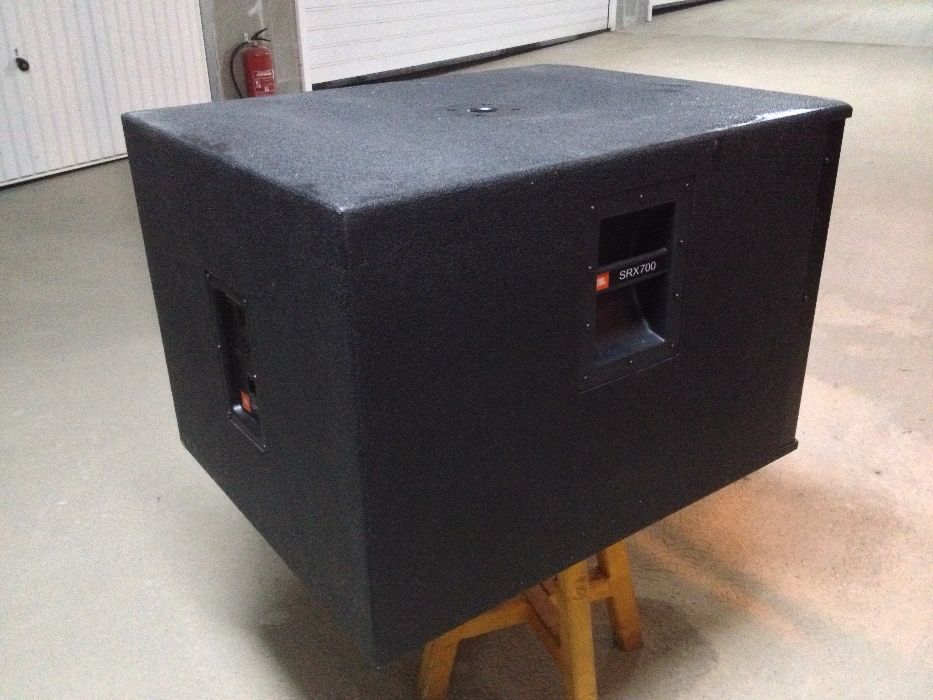 Професионална система за озвучаване JBL Srx715 x2, Srx718 x4