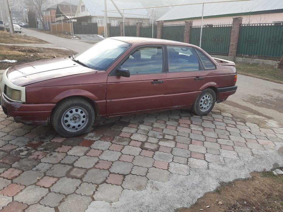 Пассат б3 седан на ходу