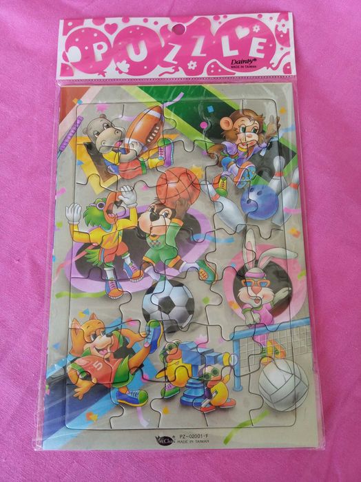 Плюшени играчки, детски дневници, пъзел, домино