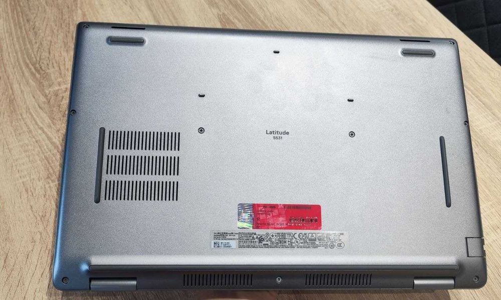 Лаптоп - Dell Latitude 5531