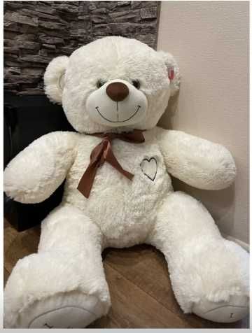 Мягкий белый Медведь