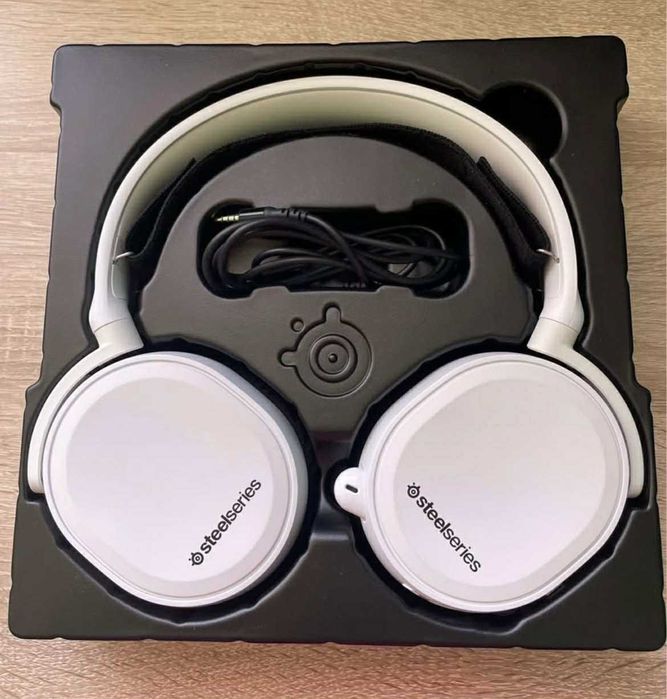 Гейминг слушалки SteelSeries - Arctis 3, бели