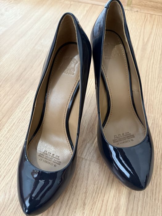 Классическая женская обувь