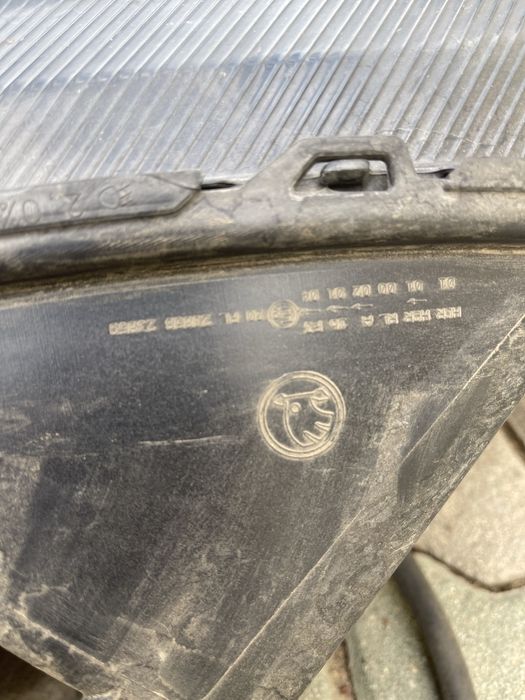 Far stanga cristal light Skoda Kodiaq 2022