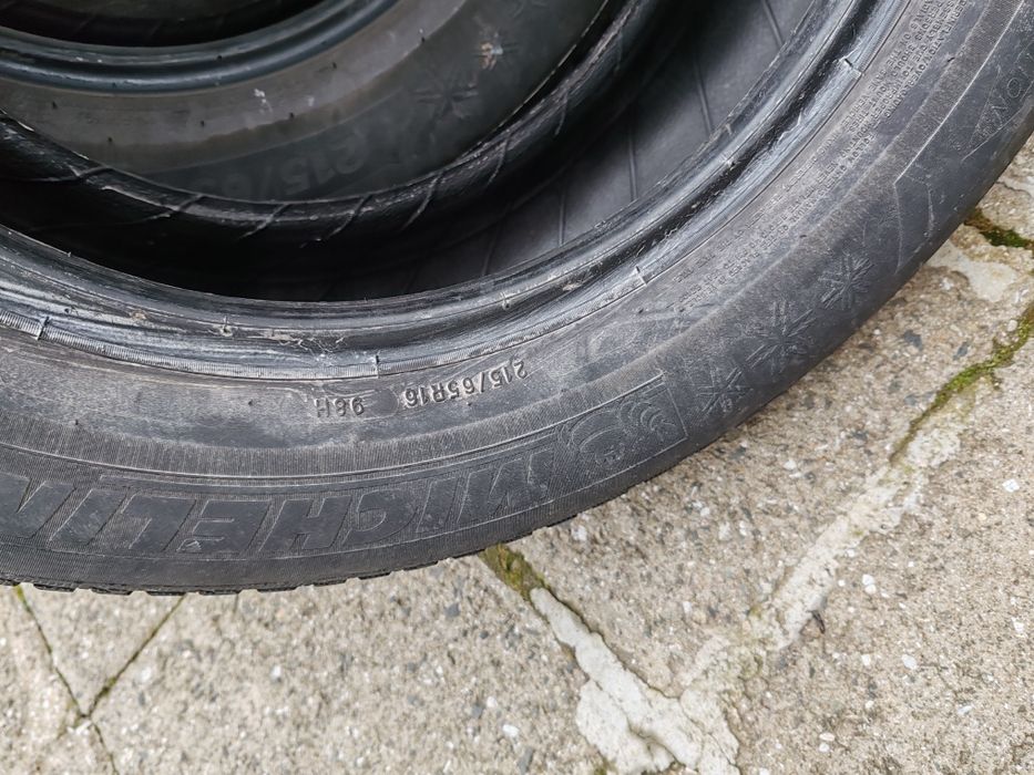 Зимни Гуми 215/65/16