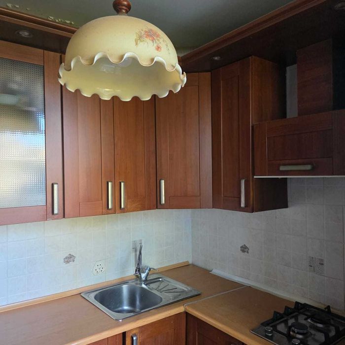 Продается 3 ком кв  8 школа