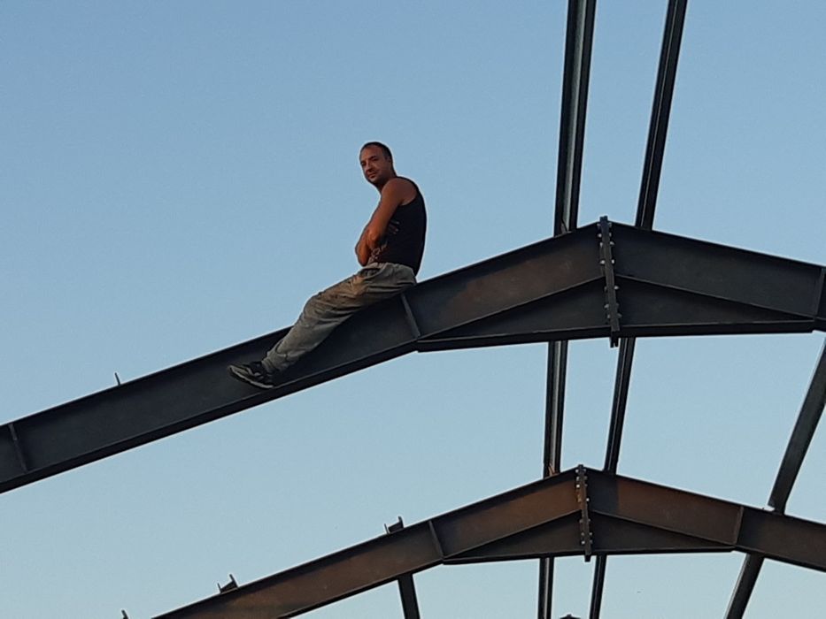 Hale metalice complete pentru: - Service Auto - Spalatorie Auto - St