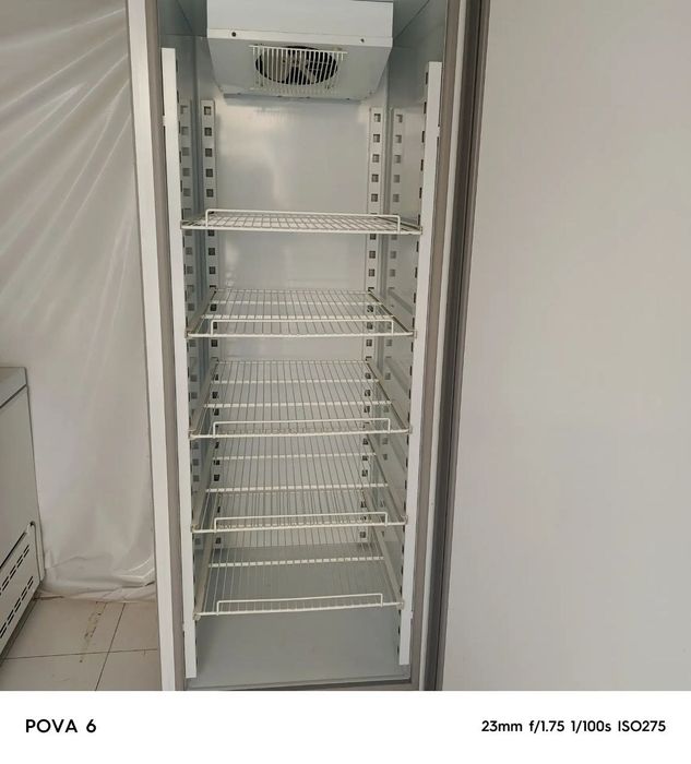 Продается морозильная камера