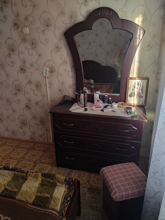 Спальный гарнитур. Б. У