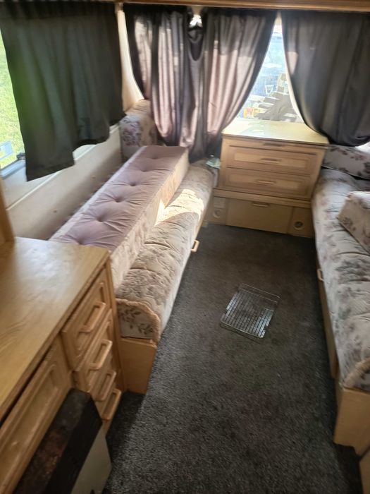 Rulota de uk pe singur axa