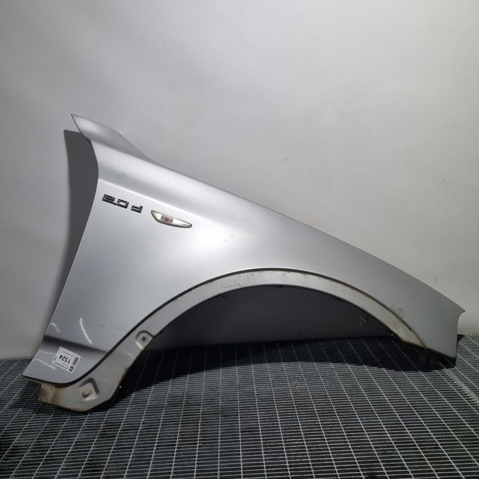 Aripa Dreapta Fata BMW X3 E83 Facelift - 4 Usi ARGINTIU 354 (1524)