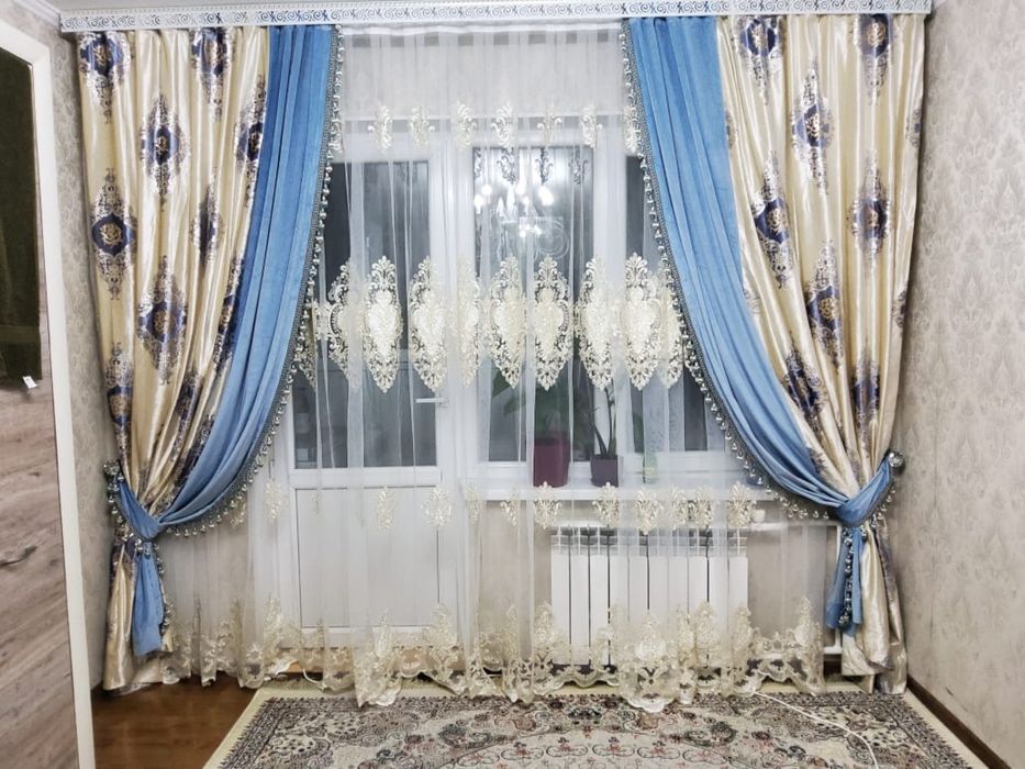 Продам штор в зала