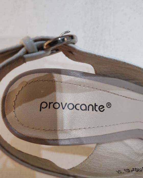 Продам туфли женские