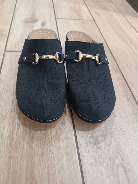 Нови дамски обувки